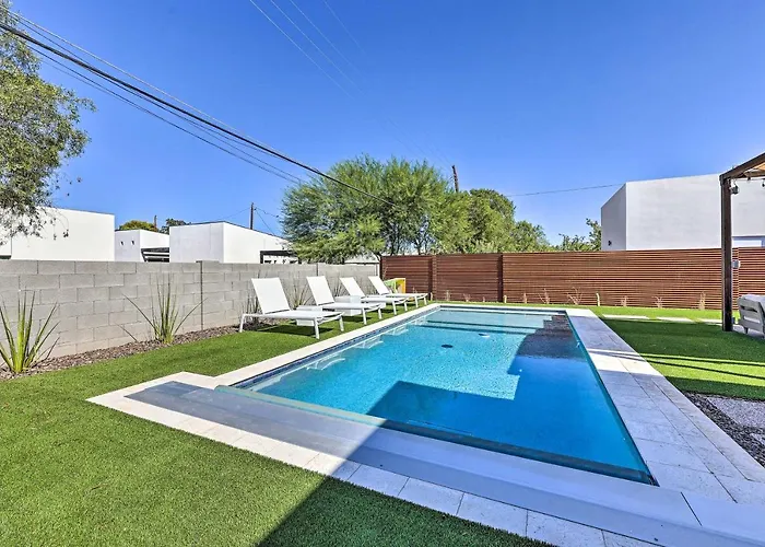 Backyard Oasis W/ Pool! Family Getaway In