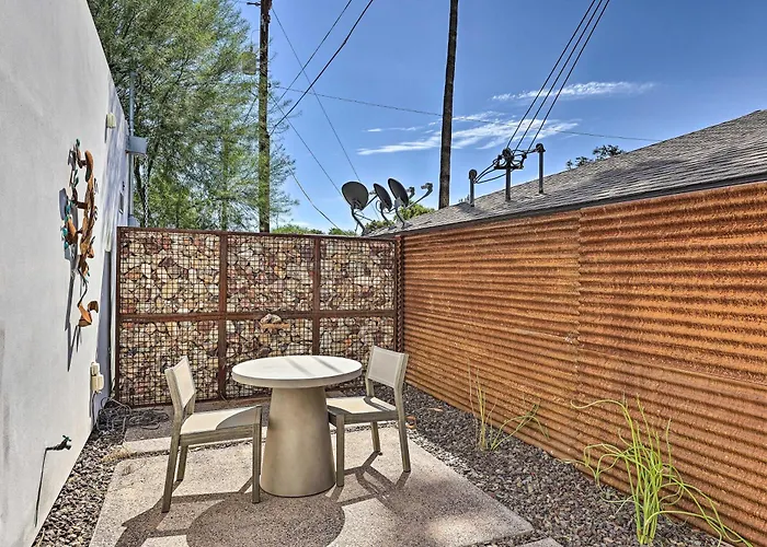 Backyard Oasis W/ Pool! Family Getaway In Holiday home