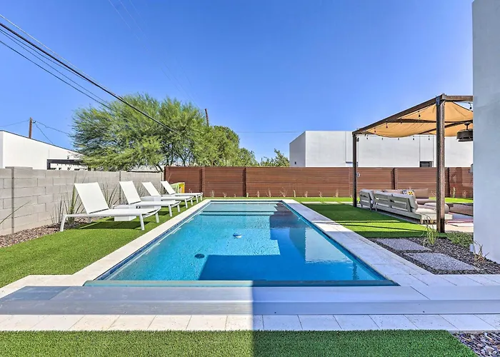 Dom wakacyjny Backyard Oasis W/ Pool! Family Getaway In *
